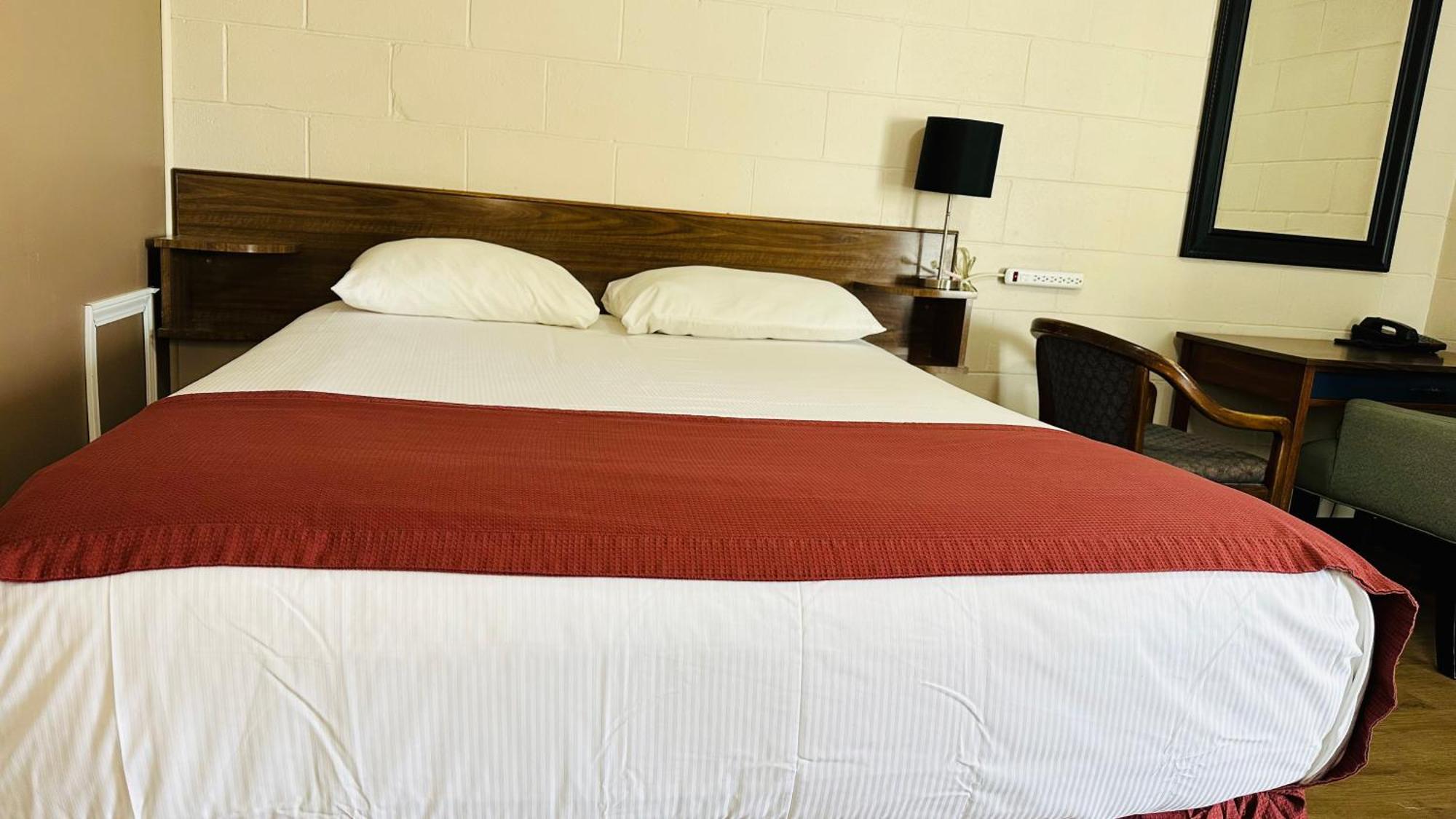 Travellers Motel Cranbrook Eksteriør bilde
